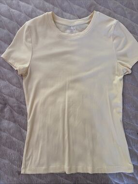 CALIA by Carrie Underwood Pale Yellow Ribbed Short Sleeve Tee